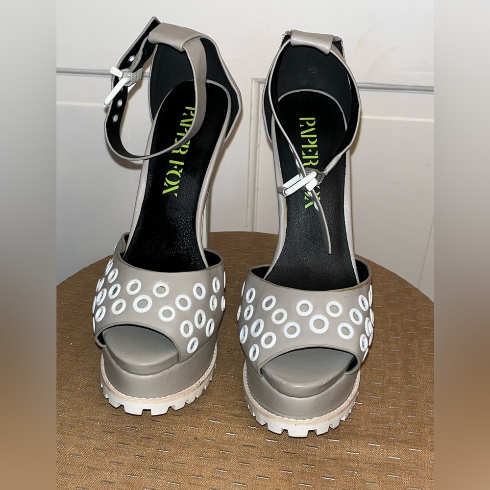 Preloved, Mint Condition Light Gray Platforms - image 1